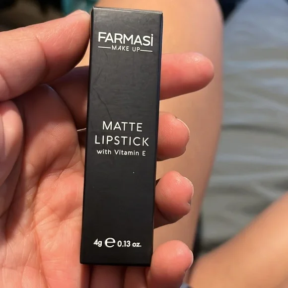 Farmasi Matte Lipstick 09 Matte Pink NWT - Picture 3 of 4